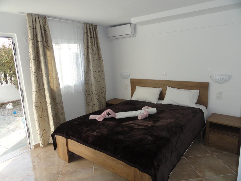 Delfini House Apartment Asproválta Luaran gambar