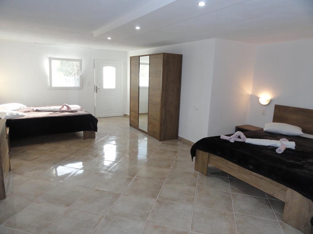 Delfini House Apartment Asproválta Luaran gambar