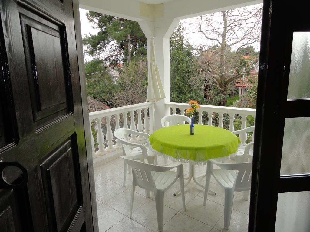 Delfini House Apartment Asproválta Luaran gambar
