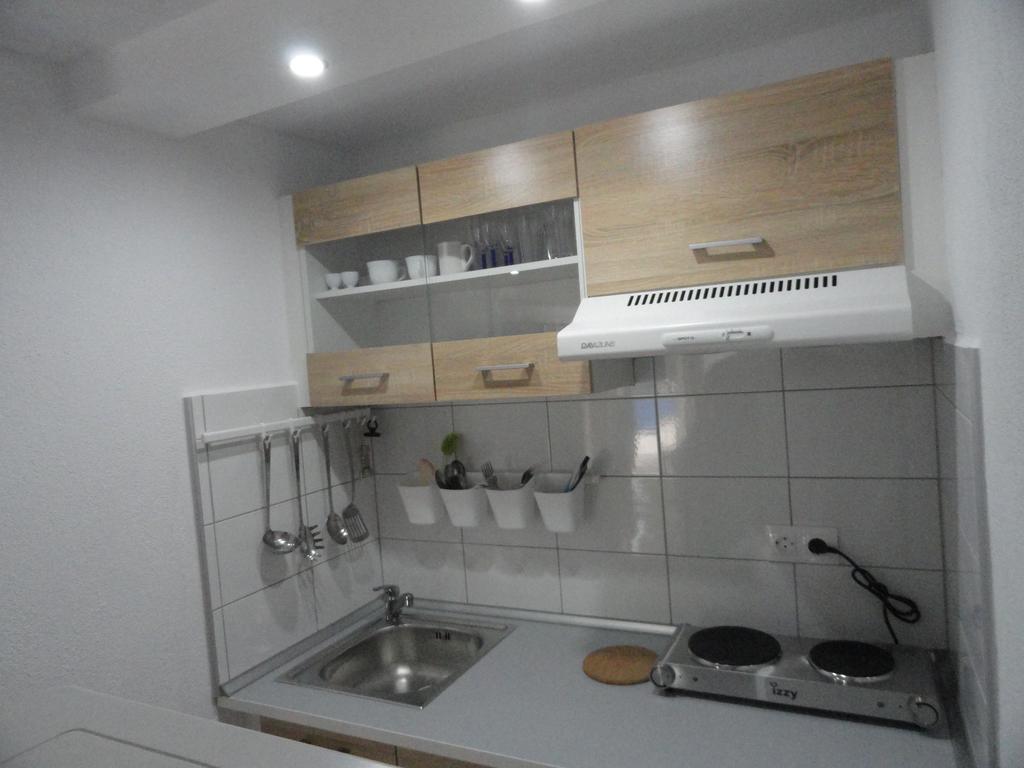Delfini House Apartment Asproválta Luaran gambar